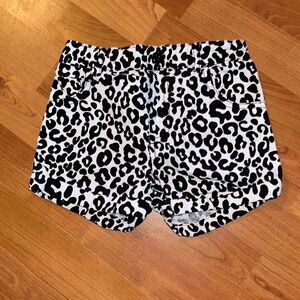 Garanimals size 5T zebra print shorts